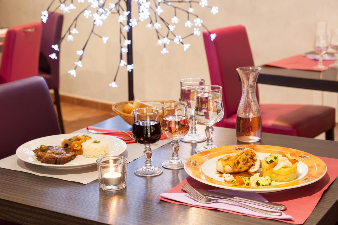 Charme Hotel, Montbeliard Sud Экстерьер фото