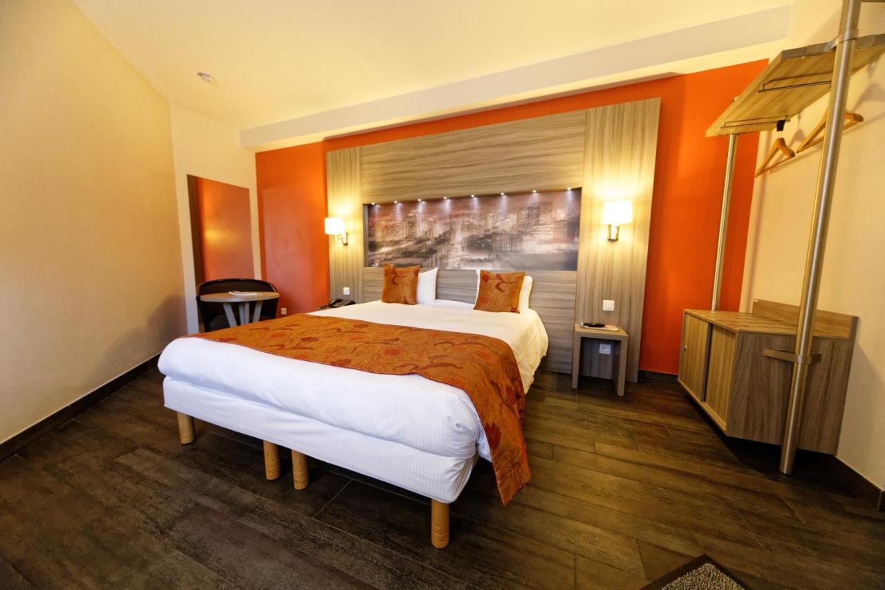 Charme Hotel, Montbeliard Sud Экстерьер фото