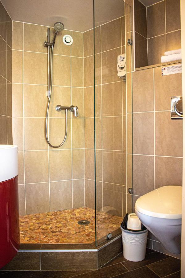 Charme Hotel, Montbeliard Sud Экстерьер фото