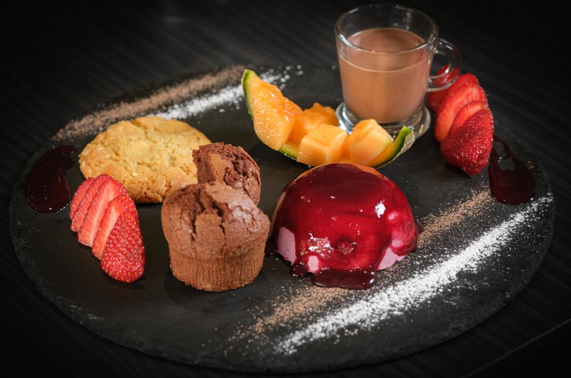 Charme Hotel, Montbeliard Sud Экстерьер фото