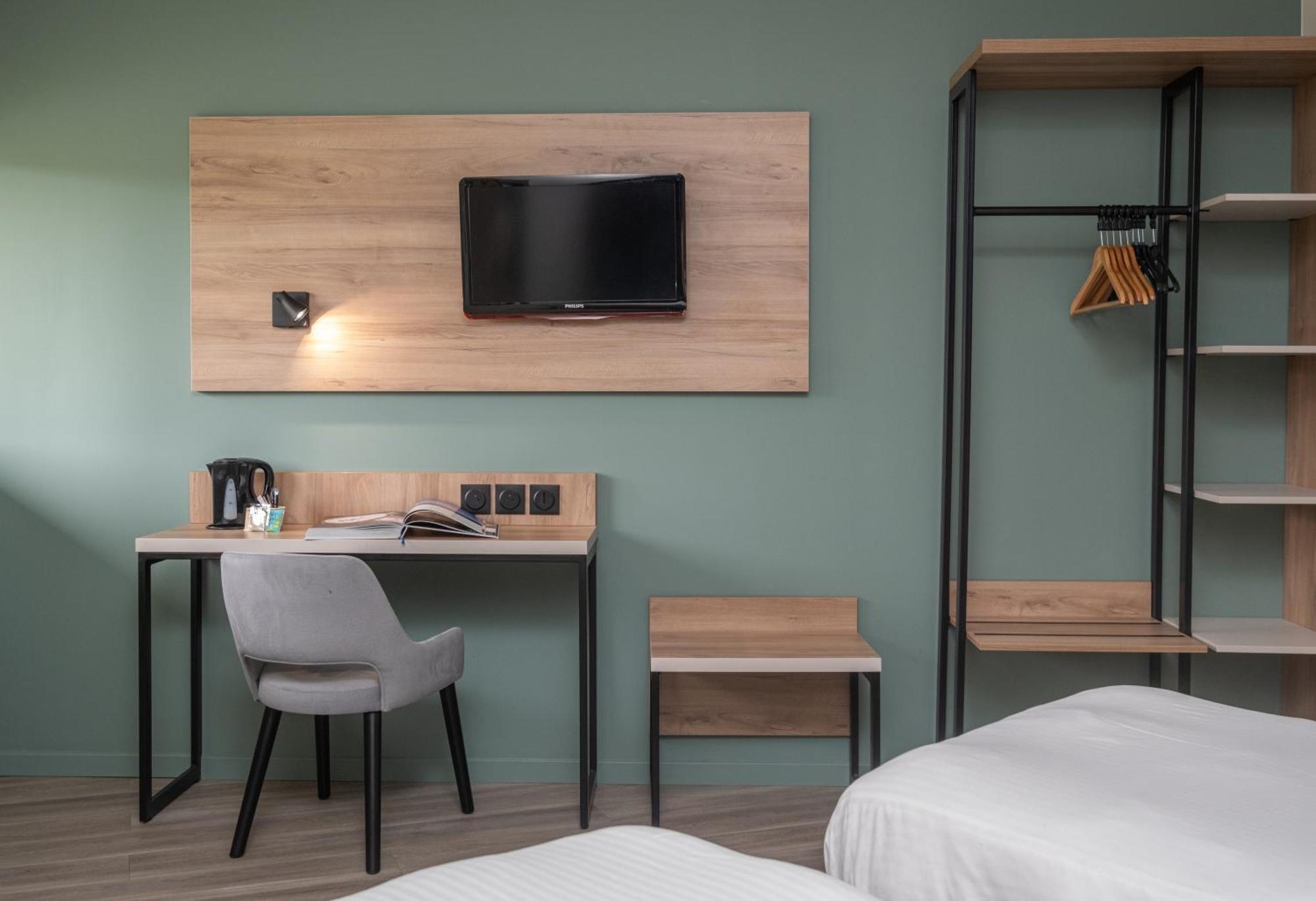 Charme Hotel, Montbeliard Sud Экстерьер фото