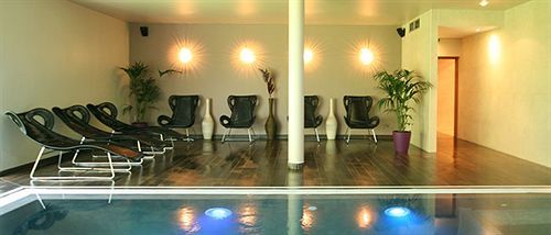 Charme Hotel, Montbeliard Sud Экстерьер фото